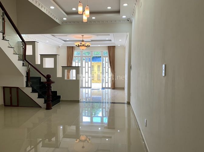 Chính chủ cần bán nhà 520/ Quốc lộ 13 KP6, P.HBP, HH1,5% CTV.