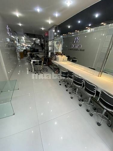 Bán nhà mặt tiền 49 Huỳnh Văn Bánh, P.17, Q.Phú Nhuận, 3x14m, 3 lầu