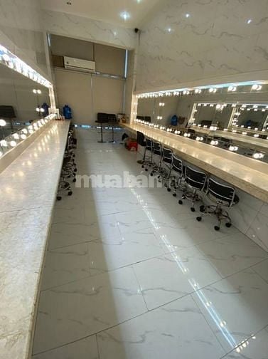 Bán nhà mặt tiền 49 Huỳnh Văn Bánh, P.17, Q.Phú Nhuận, 3x14m, 3 lầu