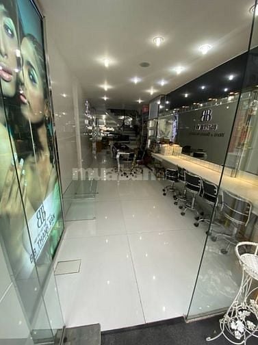 Bán nhà mặt tiền 49 Huỳnh Văn Bánh, P.17, Q.Phú Nhuận, 3x14m, 3 lầu