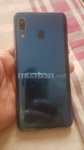 Thanh lý nhanh Samsung Galaxy A20 full chức năng