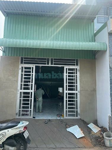 Kho mặt tiền TX38 Quận 12, ngang 4,5m dài 18m giá 4 tỷ 500