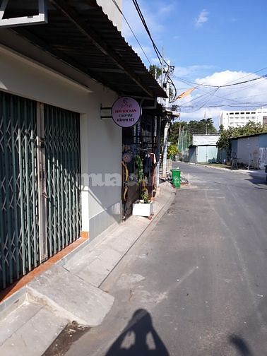 Bán đại hạ giá còn 9ty300tr dãy nhà trọ khu VIP Q9