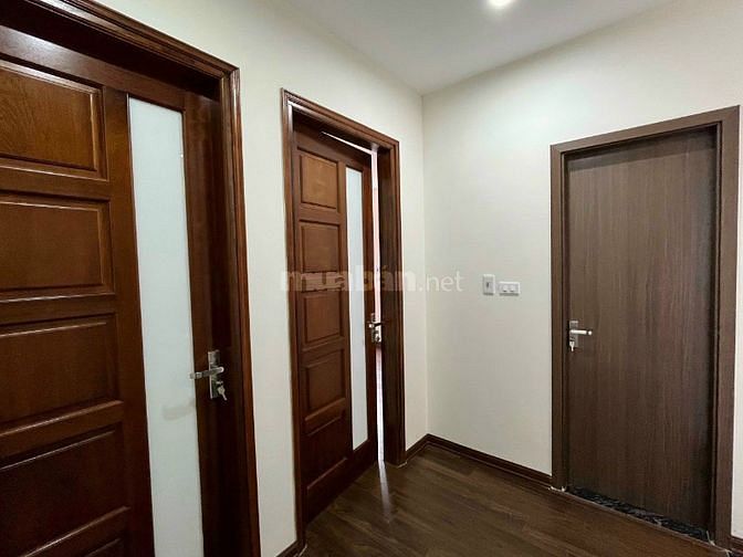 BÁN GẤP NHÀ 554 NGUYỄN VĂN CỪ ÔTÔ VÀO NHÀ, CĂN GÓC 54M2 CÓ THANG MÁY