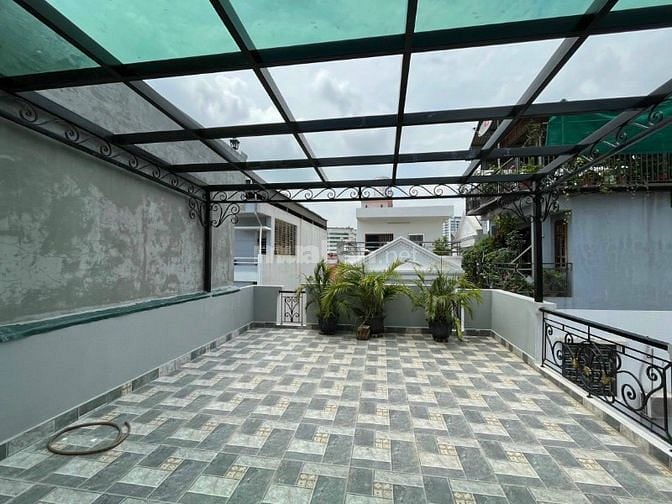 BÁN GẤP NHÀ 554 NGUYỄN VĂN CỪ ÔTÔ VÀO NHÀ, CĂN GÓC 54M2 CÓ THANG MÁY