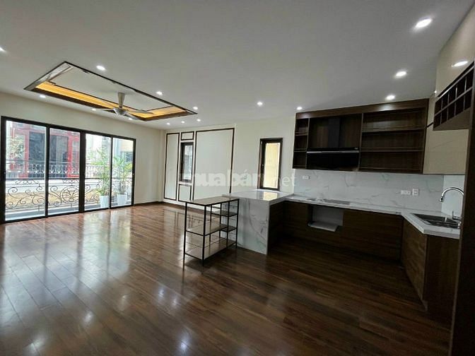BÁN GẤP NHÀ 554 NGUYỄN VĂN CỪ ÔTÔ VÀO NHÀ, CĂN GÓC 54M2 CÓ THANG MÁY