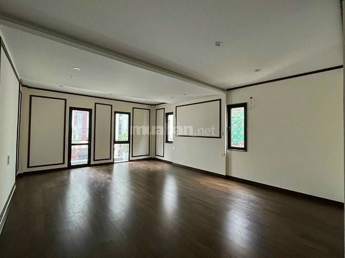 BÁN GẤP NHÀ 554 NGUYỄN VĂN CỪ ÔTÔ VÀO NHÀ, CĂN GÓC 54M2 CÓ THANG MÁY