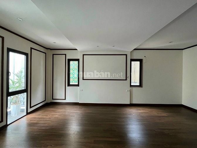 BÁN GẤP NHÀ 554 NGUYỄN VĂN CỪ ÔTÔ VÀO NHÀ, CĂN GÓC 54M2 CÓ THANG MÁY