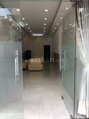 NHÀ MẶT TIỀN ĐƯỜNG HAI BÀ TRƯNG, Q1 CHỈ CÒN 1 CĂN