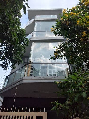 Bán Căn nhà 6x18m 3 lầu +sân thượng, đường Võ Liêm Sơn P4Q8, 