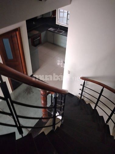 Bán Căn nhà 6x18m 3 lầu +sân thượng, đường Võ Liêm Sơn P4Q8, 