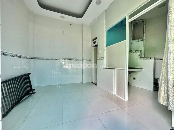 Mặt tiền đường Nguyễn Bình, sổ riêng 2ty1 bao sang tên