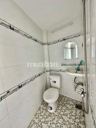 Mặt tiền đường Nguyễn Bình, sổ riêng 2ty1 bao sang tên
