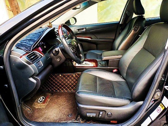 Bán rẻ Toyota Camry at 2.5Q 2014 bản Full Options Zin A-Z rất đẹp!