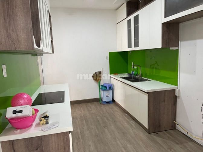 Cần bán căn hộ 3pn 2wc, diện tích 92m2