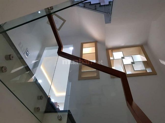 Sát bên Gò Vấp - 4 tầng - dân trí cao - tiềm năng đang phát triển,2tỷ2