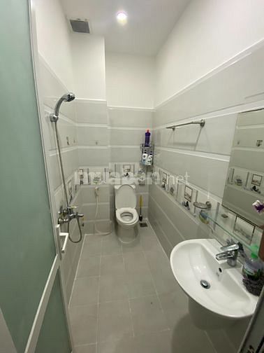 CC BÁN NHÀ SÁT ĐẠI ĐÔ THỊ VẠN PHÚC, ĐƯỜNG 7m,3TẤM-1TUM, 4PN-4WC,PK-PB