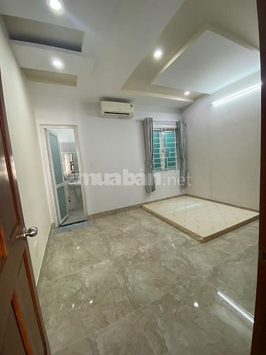 CC BÁN NHÀ SÁT ĐẠI ĐÔ THỊ VẠN PHÚC, ĐƯỜNG 7m,3TẤM-1TUM, 4PN-4WC,PK-PB