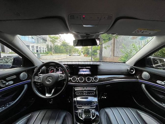 Bán xe mercedes Benz E250 mode 2018
