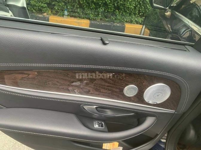 Bán xe mercedes Benz E250 mode 2018