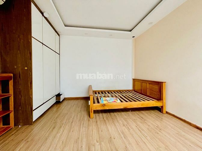 bán gấp nhà ngay chợ đo đạc. Phường Bình an, trần não. Quận 2