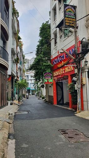 Cho thuê nguyên căn Dt sàn 346,5m2 đường Hoa Lan