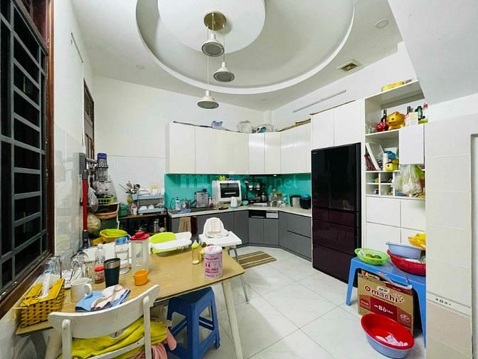 Bán nhà mặt tiền kinh doanh đỉnh đường 11, Tăng Nhơn Phú B, Q9, 100m2.