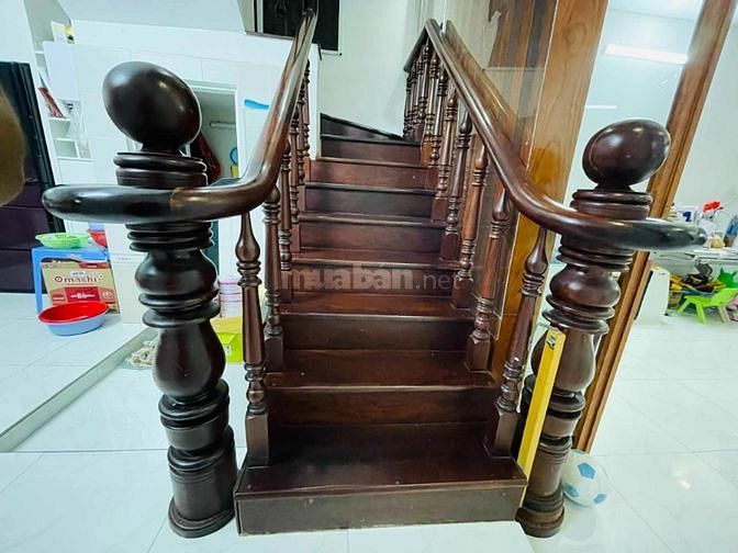 Bán nhà mặt tiền kinh doanh đỉnh đường 11, Tăng Nhơn Phú B, Q9, 100m2.