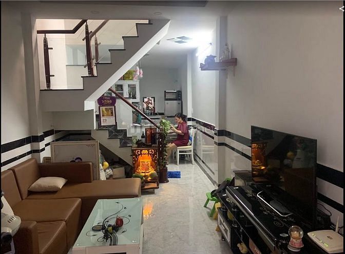 CC bán nhà gấp shr 1 trệt 1 lầu yên tĩnh, an ninh tuyệt đối