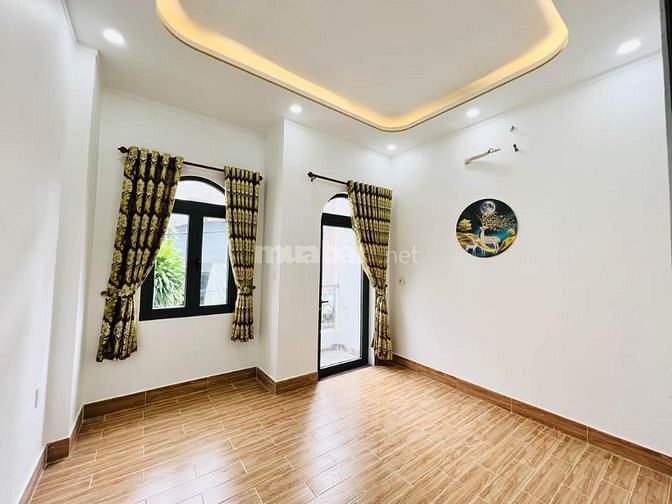 Bán nhà 2 lầu 4x15m Huỳnh Thị Hai Quận 12, HXH,giá siêu rẻ 4.350 tỷ