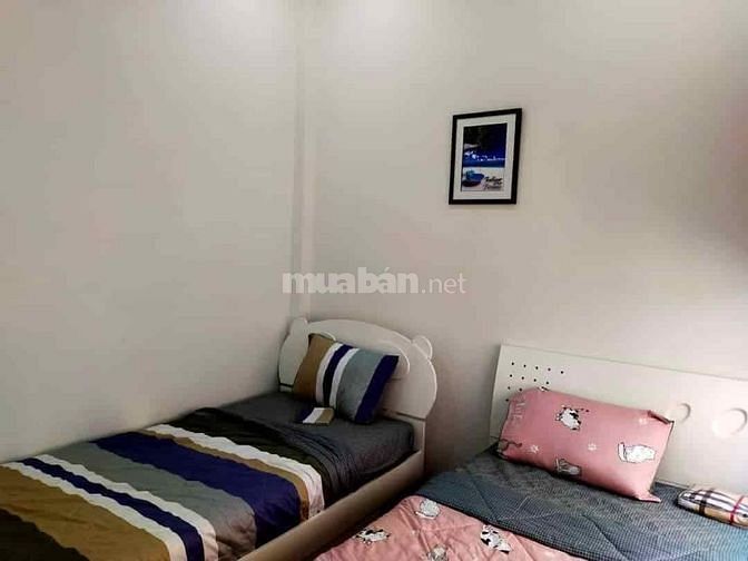 Bán gấp căn nhà cấp 4, 64m2, SHR, Q.12, Giá 850 Triệu.
