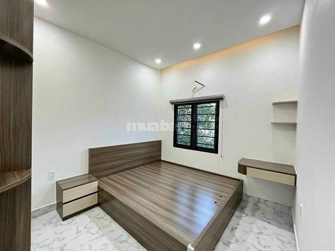Bán nhà tặng lại nội thất đường Vườn Lài, p.An Phú Đông, q12