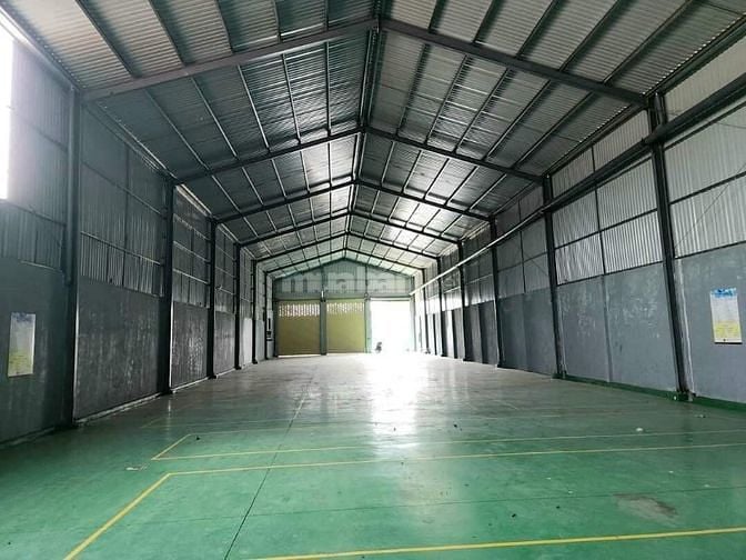 Kho xưởng 300m2 500m2 1000m2 container 24/25 Hồ Ngọc Lãm