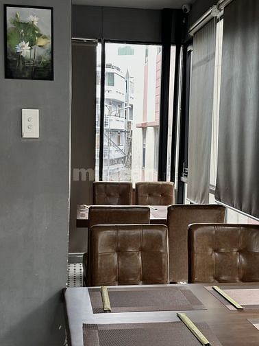 Nhà mặt tiền Đường Hoa,Ngang 8m 5 tầng,dòng tiền gần 100triệu/tháng