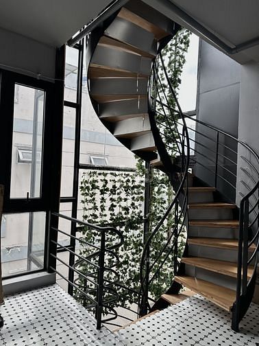 Nhà mặt tiền Đường Hoa,Ngang 8m 5 tầng,dòng tiền gần 100triệu/tháng