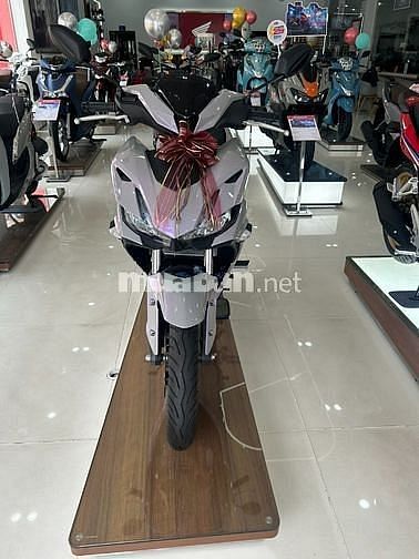 HEAD VIỆT THÁI QUÂN 3 " ĐÓN MÙA TỰU TRƯỜNG - BẠT NGÀN QUÀ TẶNG"