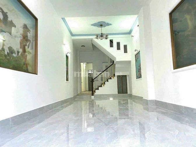 Bán nhà mặt tiền Đại lộ 3, Phước Bình, Q9, 92m2, 3 tầng, hoàn công đủ.