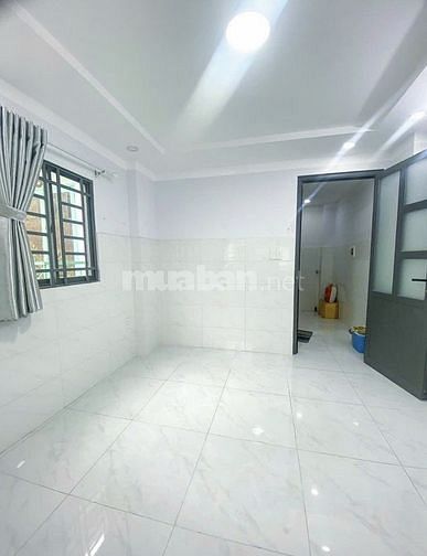 Nhả Hẻm Xe Hơi 6M, Quận 1, Ngay Cục Quản Lý Xuất Nhập Cảnh,
