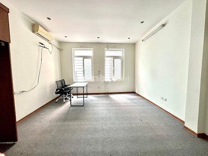 PHỐ YÊN HOÀ - NHÀ ĐẸP- DÂN XÂY  - GẦN PHỐ- 2 THOÁNG - DT 42M , MT 4M -