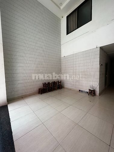 Cho thuê nhanh mặt bằng Hưng Gia 2,PMH ,tiện làm văn phòng ,cafe.