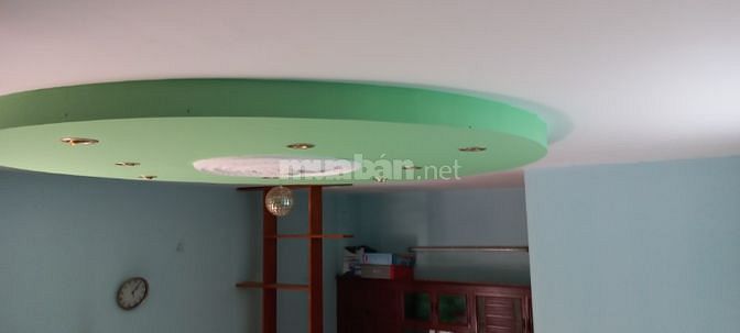 Cần tiền bán gấp nhà SHR 1 trệt 1 lầu , 2 PN, 2 WC, trung tâm Quận 12