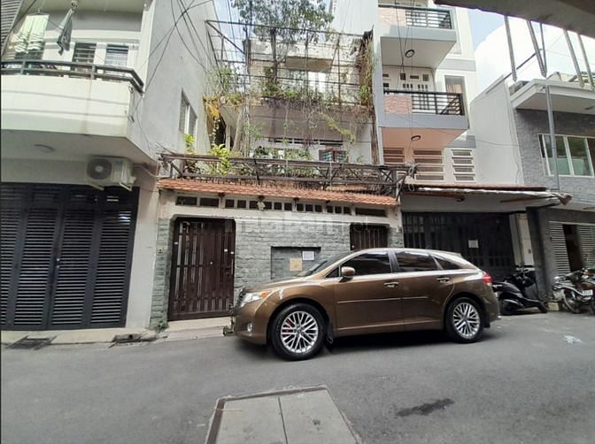 NHÀ BAO GIÁ! DT lớn BIỆT THỰ khu Lê Văn Sỹ Q.PN.(6x18m).Giá chỉ 15 tỷ