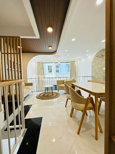 NHÀ MỚI PHONG CÁCH BẮC ÂU, MTNB HOÀNG SA, TÂN BÌNH. 5x10M. CHỈ 10.5 TỶ