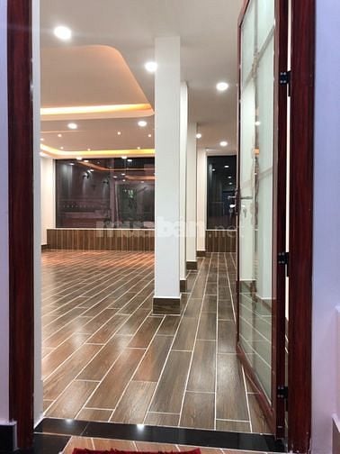Cho thuê nhà Mặt Tiền 64A Phạm Văn Hai, Phường 3 , Quận Tân Bình