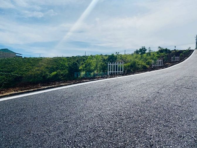 Kẹt Tiền - Bán Lô Thổ Cư 664m2 DT725 Lộc Ngãi