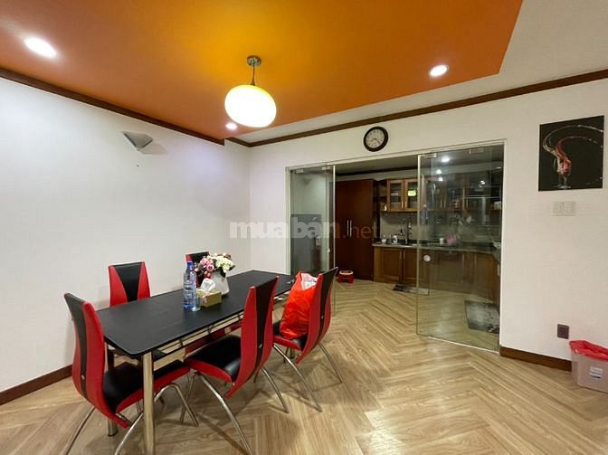 Cần bán căn hộ cao cấp  Giai Việt Chánh Hưng Block…, 854 - 856 Tạ Quan