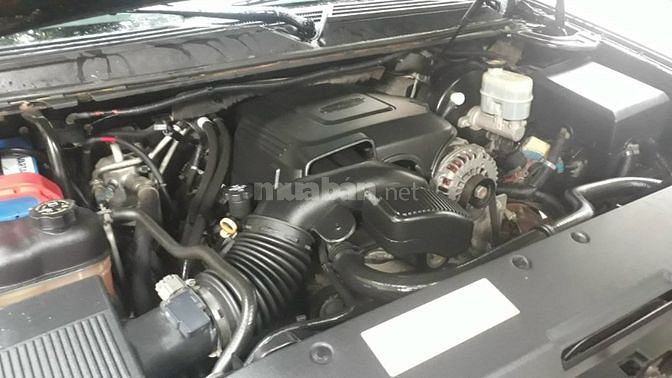 Bán xe Cadilac Escalade màu đen, xe gia đình ít sử dụng, biển HN đẹp