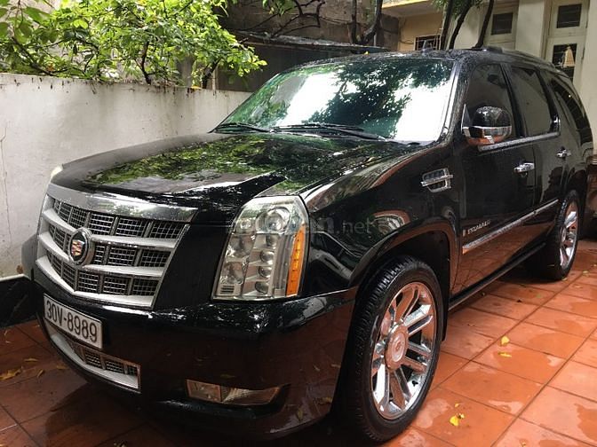 Bán xe Cadilac Escalade màu đen, xe gia đình ít sử dụng, biển HN đẹp
