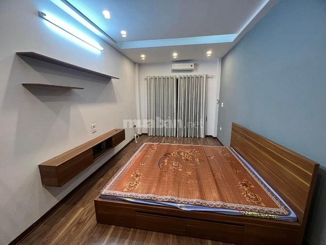 NGÃ 4 BẠCH MAI-MINH KHAI_NHÀ ĐẸP DÂN XÂY_BA GÁC ĐỖ CỬA_GẦN PHỐ_3.5 TỶ