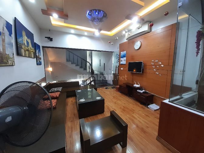 Nhà Thiên Lôi - Hoàng Huy, 60m², 4 tầng, 3ngủ full, ô tô đỗ, 9.8 trieu